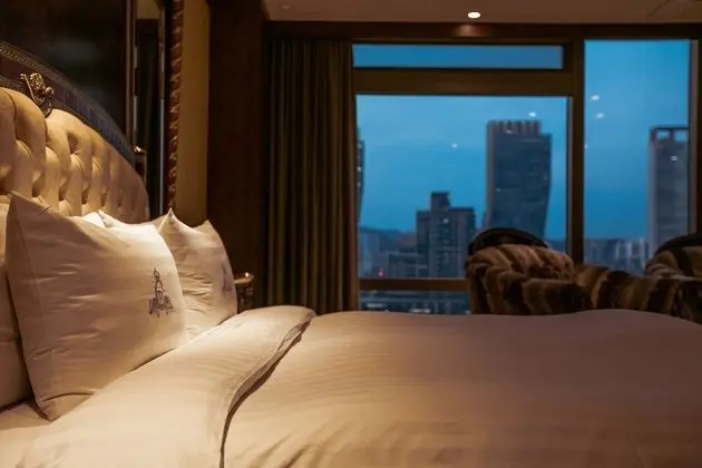 Park Suite