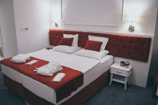 Deluxe Tek Büyük veya İki Ayrı Yataklı Oda, Şehir Manzaralı