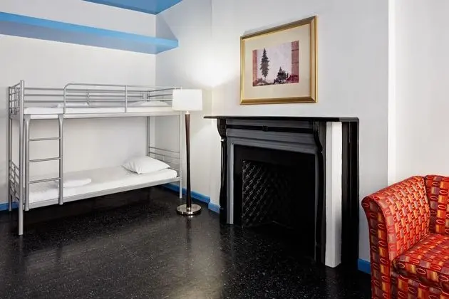 Ortak Ranzalı Oda (1 Bunk Bed in 2 Bed Shared Dorm)