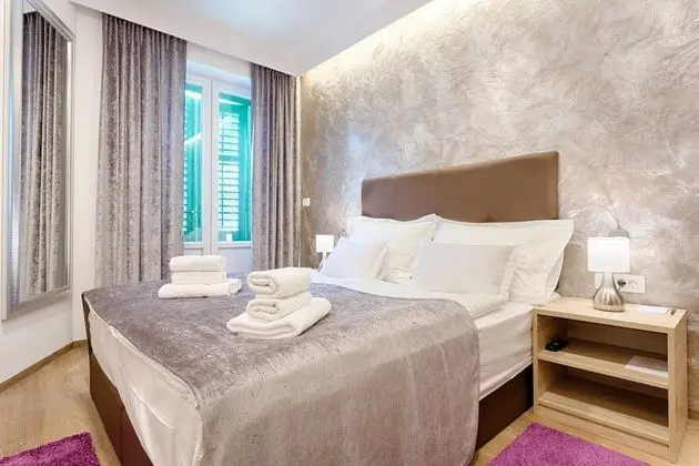 Deluxe Tek Büyük Yataklı Oda, Balkon