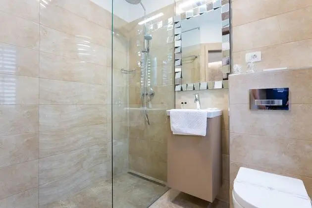 Deluxe Tek Büyük Yataklı Oda, Balkon