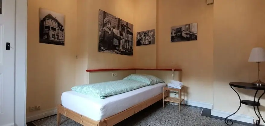 Basic Tek Kişilik Oda, 1 Tek Kişilik Yatak, Ortak Banyo