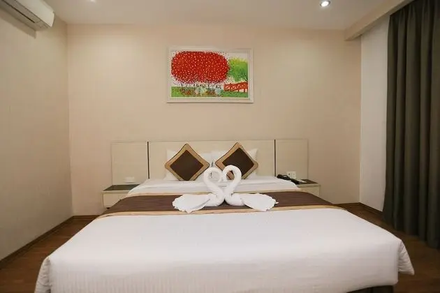 Deluxe Tek Büyük Yataklı Oda