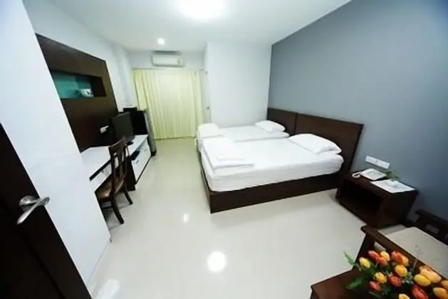 Standard Twin Bed with Balcony
