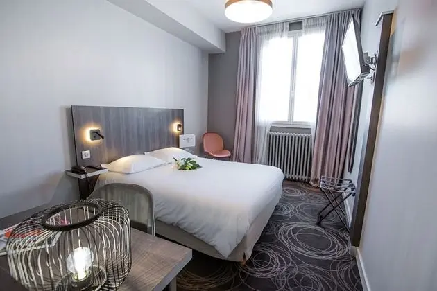 Comfort Tek Büyük Yataklı Oda