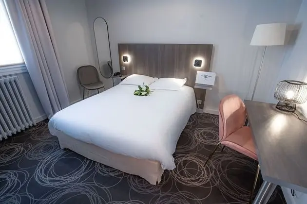 Comfort Tek Büyük Yataklı Oda