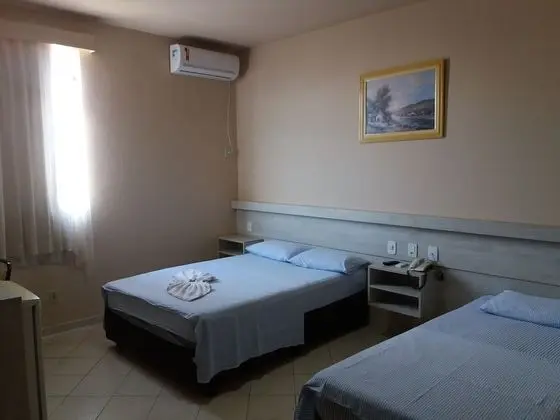 Üç Kişilik Oda