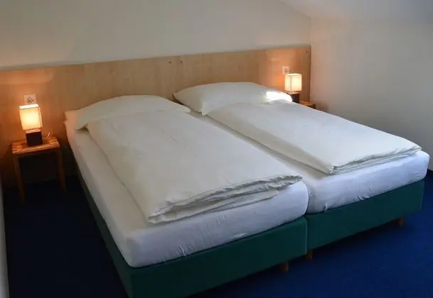 Economy Tek Büyük Yataklı Oda, Ortak Banyo