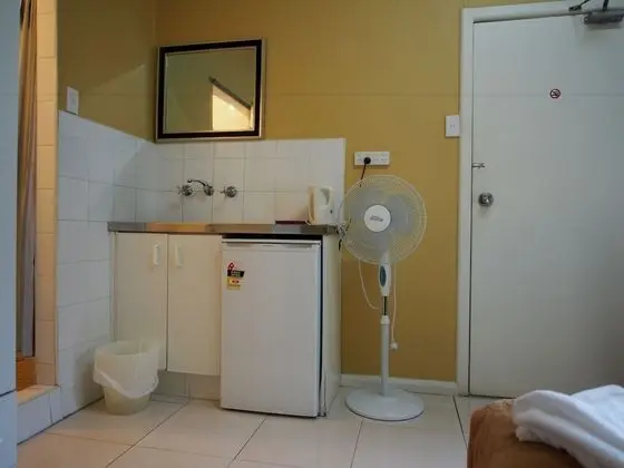 Standard Oda, Küçük Mutfak (Double Ensuite)