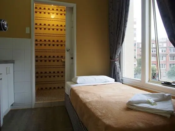 Standard Oda, Küçük Mutfak (Single Ensuite)