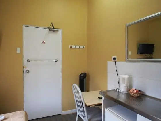Standard Oda, Küçük Mutfak (Single Ensuite)