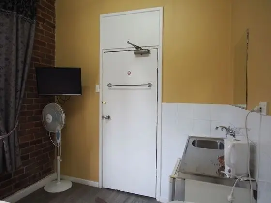 Standard Oda, Sigara İçilmez, Ortak Banyo (Single ShareBathroom)