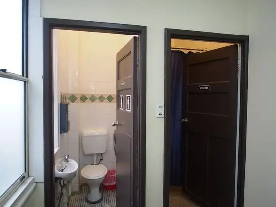 Standard Oda, Sigara İçilmez, Ortak Banyo (Single ShareBathroom)