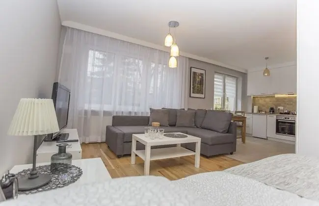 Comfort Apart Daire, 1 Büyük (Queen) Boy Yatak ve Çekyat, Mutfak, Avlu Manzaralı