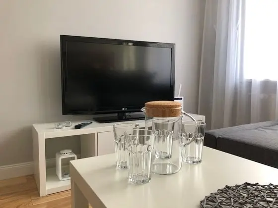 Comfort Apart Daire, 1 Büyük (Queen) Boy Yatak ve Çekyat, Mutfak, Avlu Manzaralı