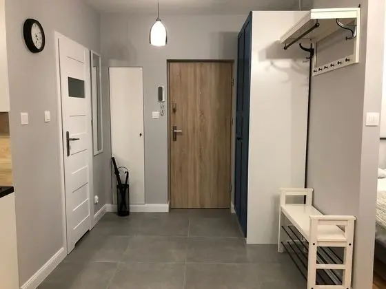Comfort Apart Daire, 1 Büyük (Queen) Boy Yatak ve Çekyat, Mutfak, Avlu Manzaralı