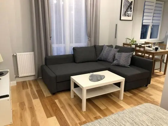 Comfort Apart Daire, 1 Büyük (Queen) Boy Yatak ve Çekyat, Mutfak, Avlu Manzaralı