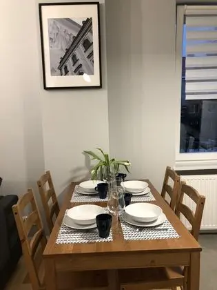 Comfort Apart Daire, 1 Büyük (Queen) Boy Yatak ve Çekyat, Mutfak, Avlu Manzaralı
