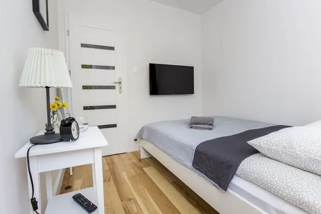 Comfort Apart Daire, 1 Yatak Odası, Küçük Mutfak, Bahçe Manzaralı