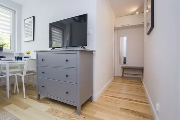 Comfort Apart Daire, 1 Yatak Odası, Küçük Mutfak, Bahçe Manzaralı