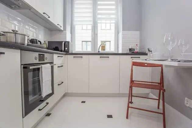 Comfort Apart Daire, 2 Yatak Odası, Mutfak, Şehir Manzaralı