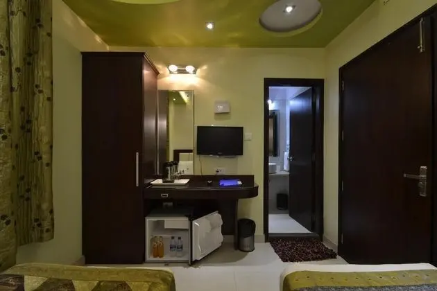 Deluxe Oda, Sigara İçilmez