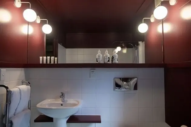 Habitat Rooms