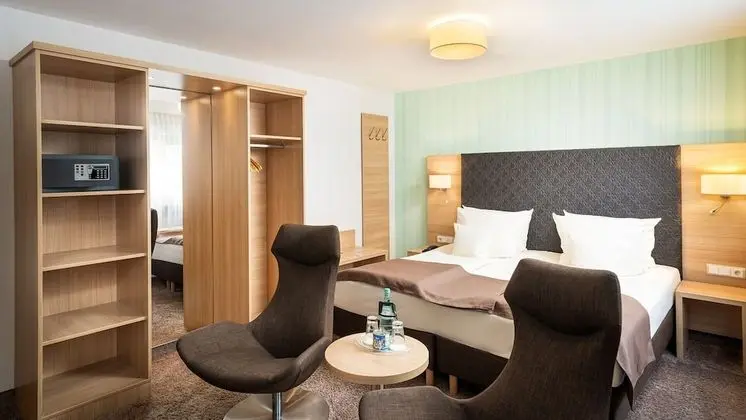Comfort Tek Büyük Yataklı Oda