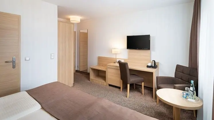 Comfort Tek Büyük Yataklı Oda