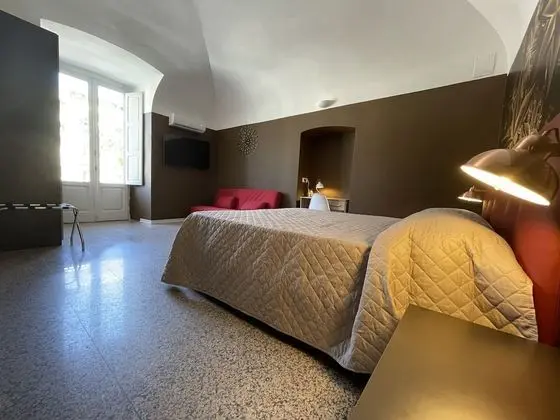 Superior Oda, Balkon