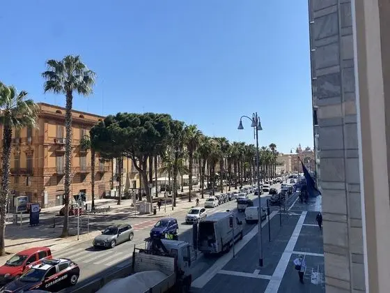 Superior Oda, Balkon