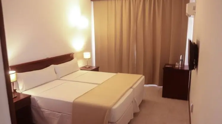 Classic Tek Büyük veya İki Ayrı Yataklı Oda, 1 Çift Kişilik veya 2 Tek Kişilik Yatak, Balkon