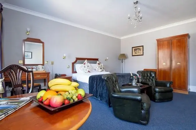 Luxury Tek Büyük Yataklı Oda