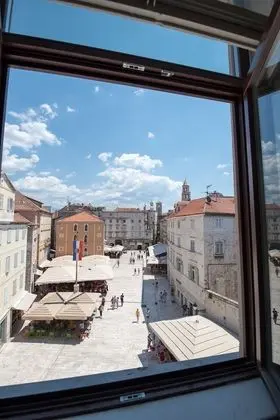 Deluxe Tek Büyük Yataklı Oda, Şehir Manzaralı
