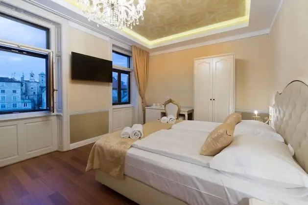 Luxury Tek Büyük Yataklı Oda, Şehir Manzaralı