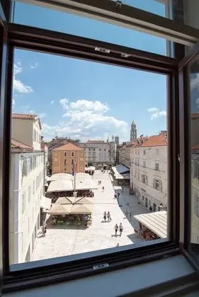 Luxury Tek Büyük Yataklı Oda, Şehir Manzaralı