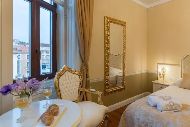 Tek Büyük Yataklı Oda, Şehir Manzaralı