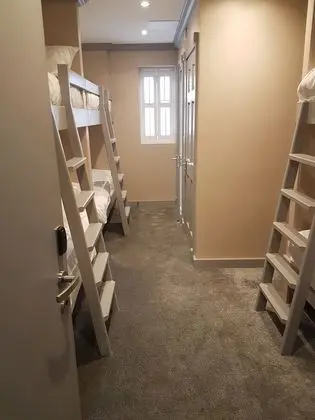 Oda, Birden Çok Yatak, Banyolu/Duşlu