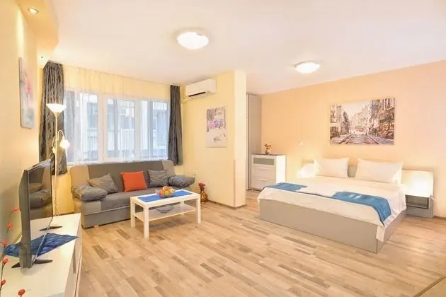 Deluxe Stüdyo, Balkon