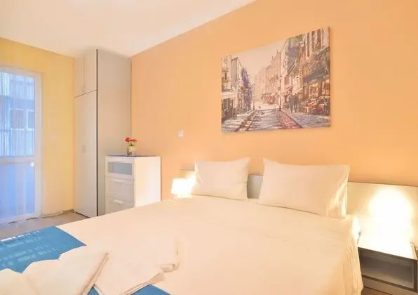 Deluxe Stüdyo, Balkon
