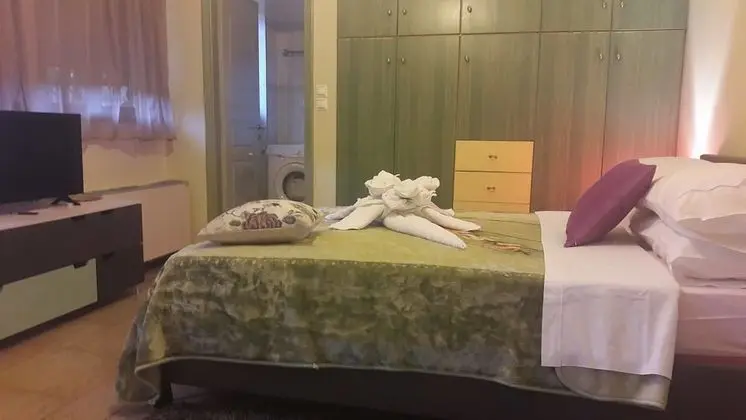 Stüdyo, Zemin Kat