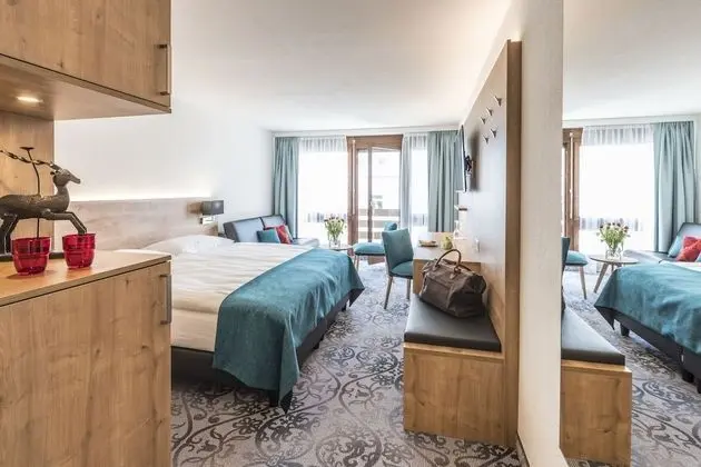 Superior Tek Büyük Yataklı Oda, Balkon (Panoramic)