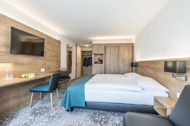 Superior Tek Büyük Yataklı Oda, Balkon (Panoramic)