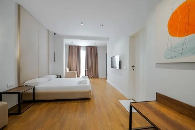 Deluxe Tek Büyük Yataklı Oda