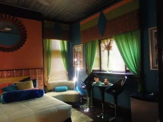 Oda, Özel Banyo (Kaleidoscope)