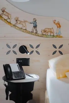 Superior Tek Büyük Yataklı Oda, Balkon, Dağ Manzaralı (Eiger)