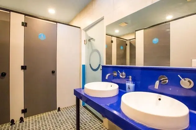 Standard Ortak Ranzalı Oda, Sadece erkekler için (4 PEOPLE, and no amenities)