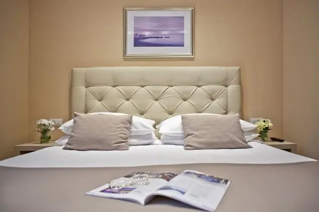 Comfort Tek Büyük Yataklı Oda