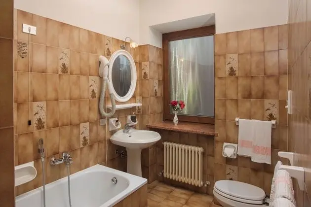 Standard Tek Büyük veya İki Ayrı Yataklı Oda