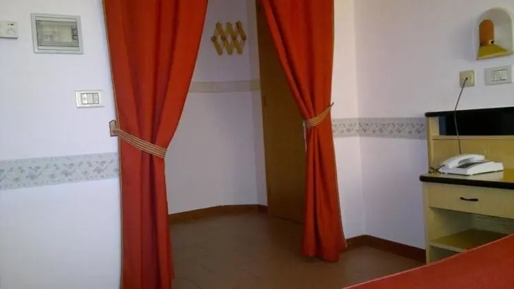 Standard Tek Büyük Yataklı Oda, Şehir Manzaralı